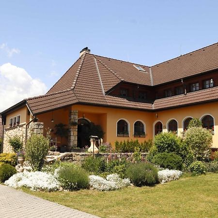 Dvůr Králové nad Labem Apartman U Vagnera מראה חיצוני תמונה