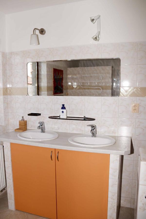 Dvůr Králové nad Labem Apartman U Vagnera מראה חיצוני תמונה